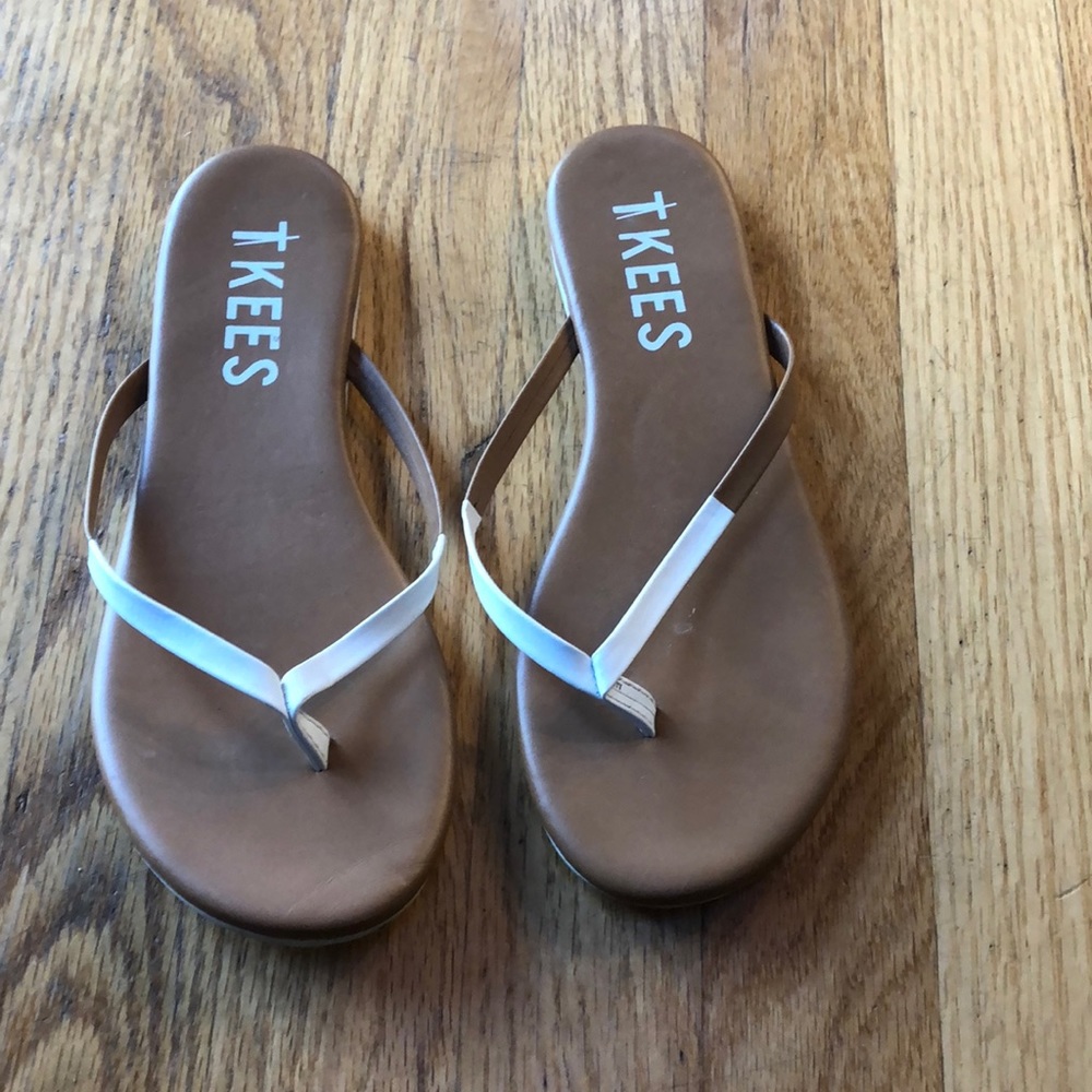Tkees fip flops